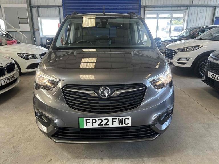 2022 Vauxhall Combo SE MPV Electric Automatic