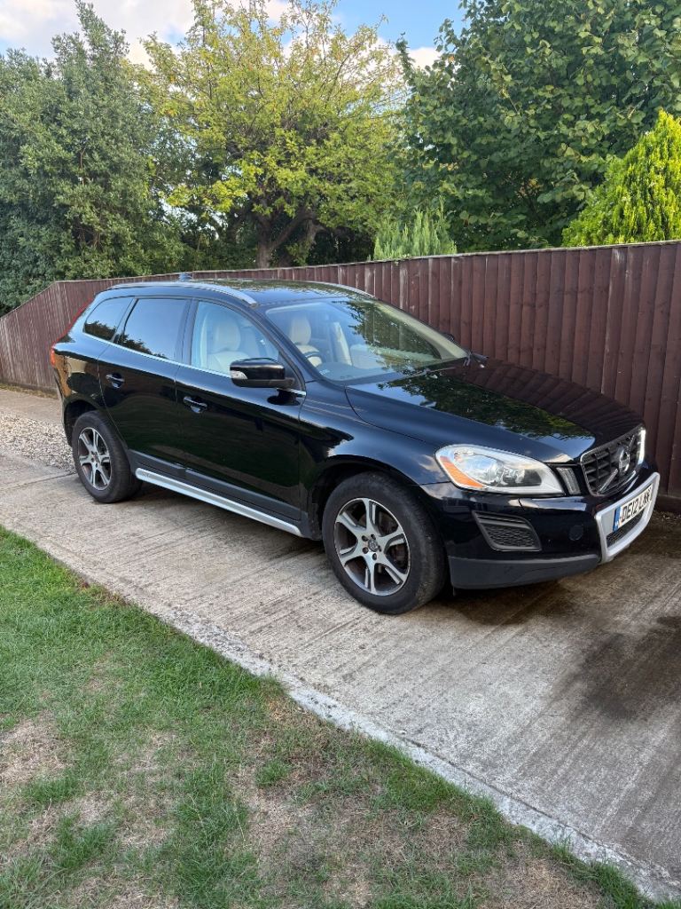 Volvo, XC60, Estate, 2012, Manual, 2400 (cc), 5 doors