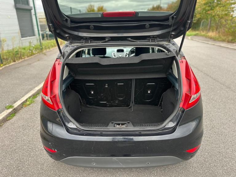 2011 Ford Fiesta 1.4 Titanium 5dr HATCHBACK Petrol Manual