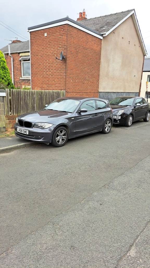 Black Kidney grills for E87 BMW 1 Series 