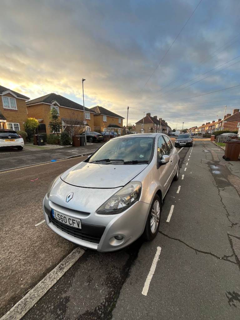 Renault Clio 2010 Automatic