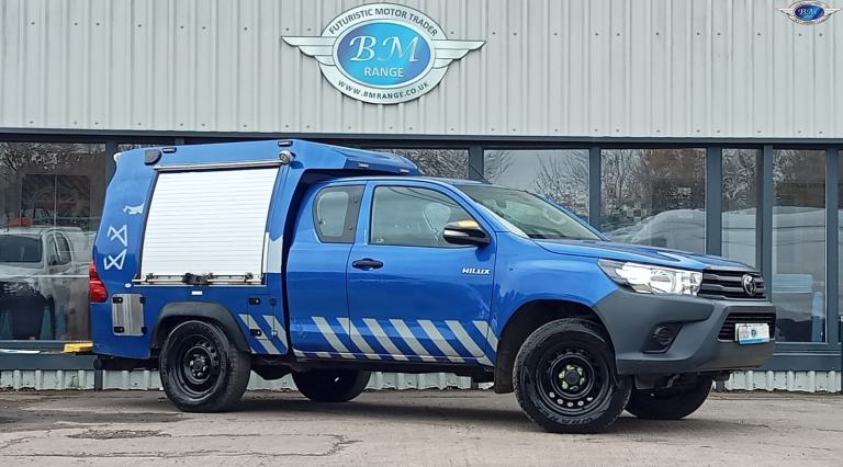TOYOTA HILUX 2.4 D-4D Active Blue Manual Diesel 2018