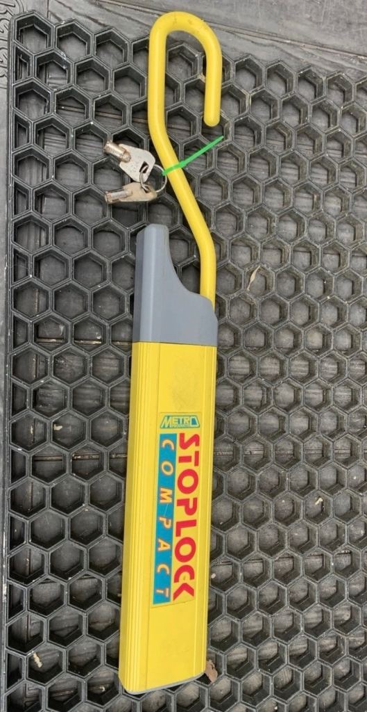 Steering wheel lock Stoploc Compact