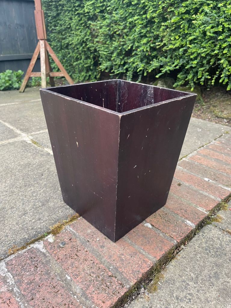 Real wood trashcan/bin