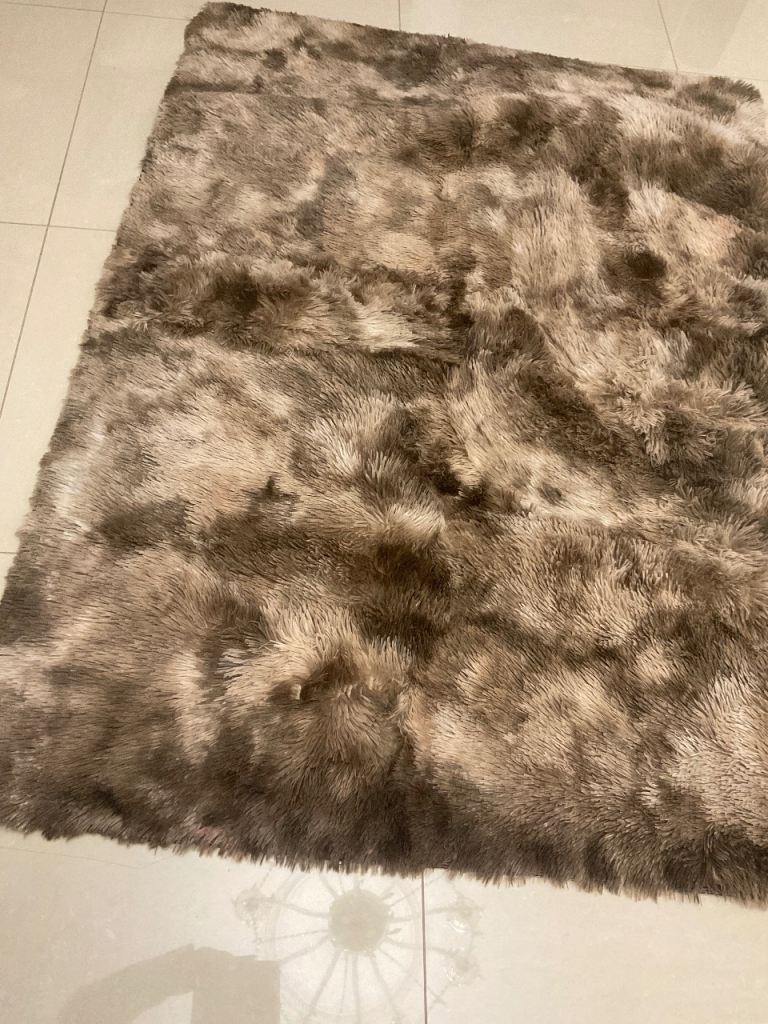 Brand new Fluffy soft area Large Shaggy Rugs Non Slip Rug Carpet size 160x120cm Brown 