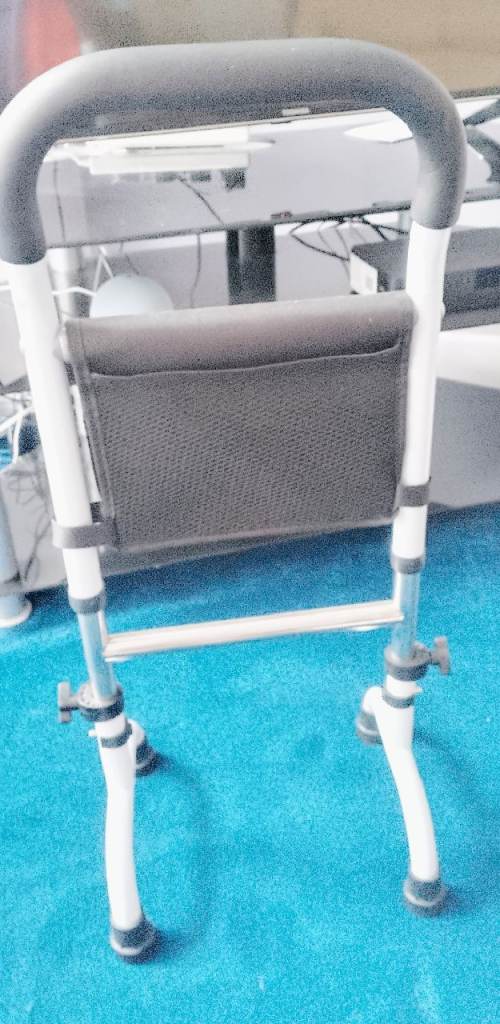 Standing help Frame (adjustable height)