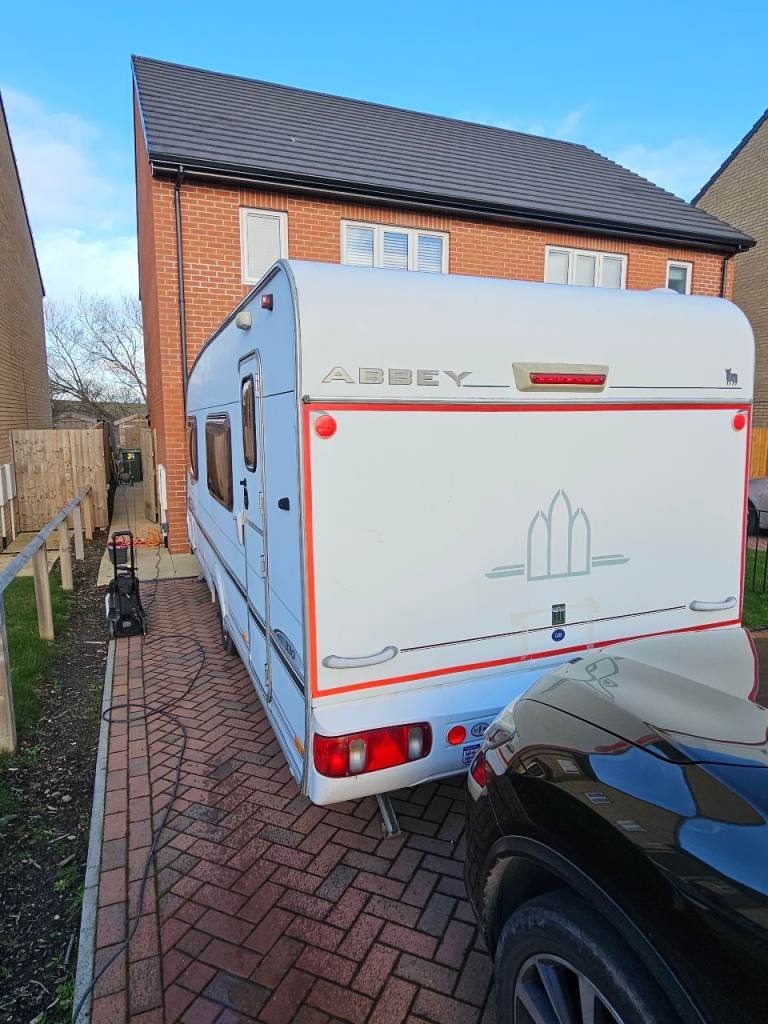 Abbey cardinal 6 birth tour caravan 