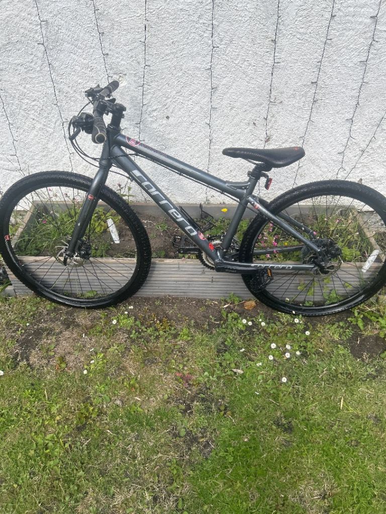 Carrera woman’s bike