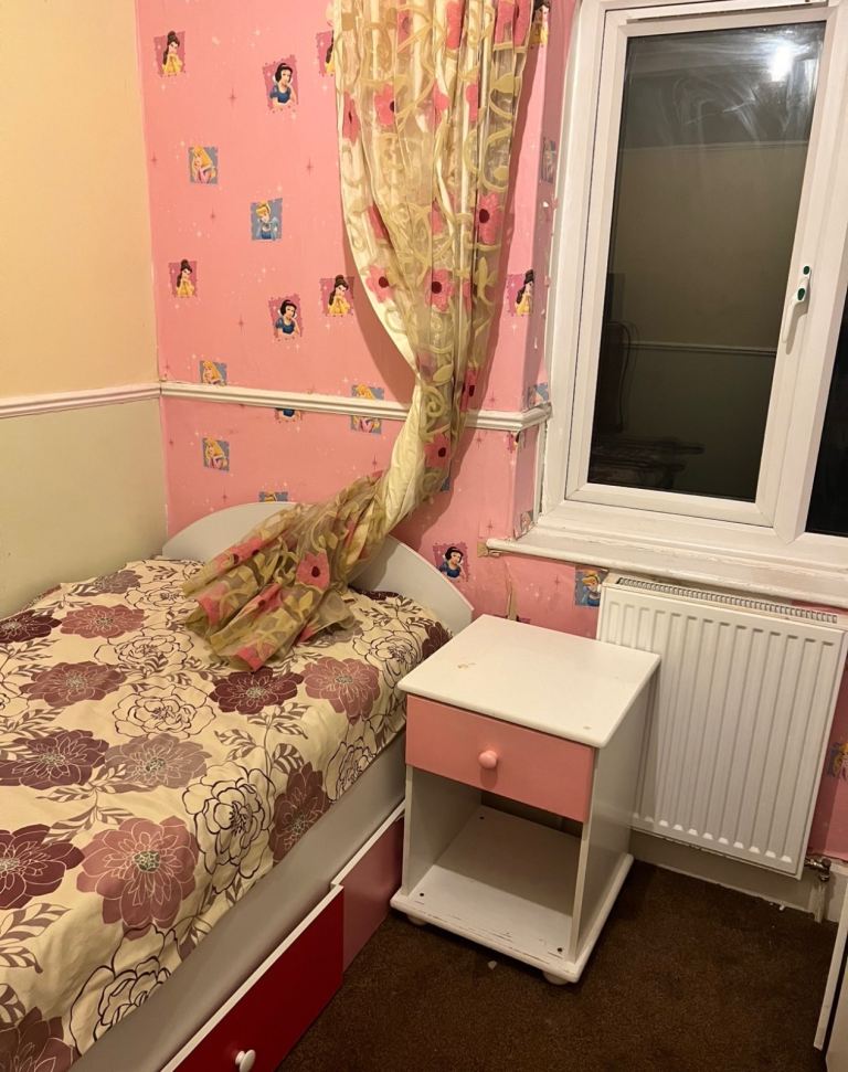 Toom to rent