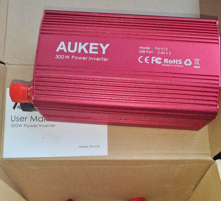 Vehicle 12v power inverters 300w USB 240v whilst on the move