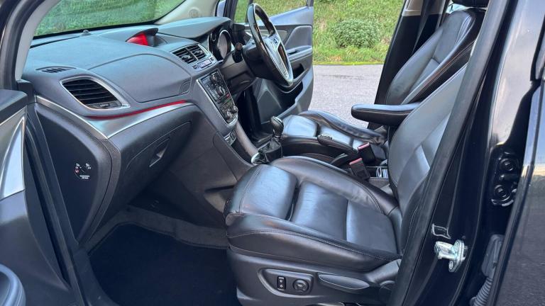2015 Vauxhall Mokka 1.6i SE 2WD Euro 6 (s/s) 5dr HATCHBACK Petrol Manual