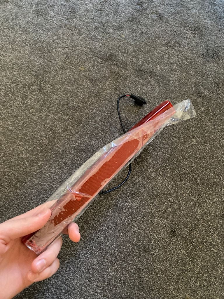  Rear Reflector / LED Brake Strip – Universal Style