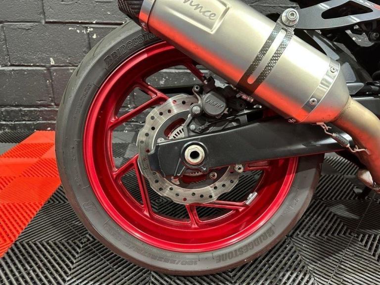 2020 69 SUZUKI GSX-S750  FINANCE SPECIALISTS APPLY NOW