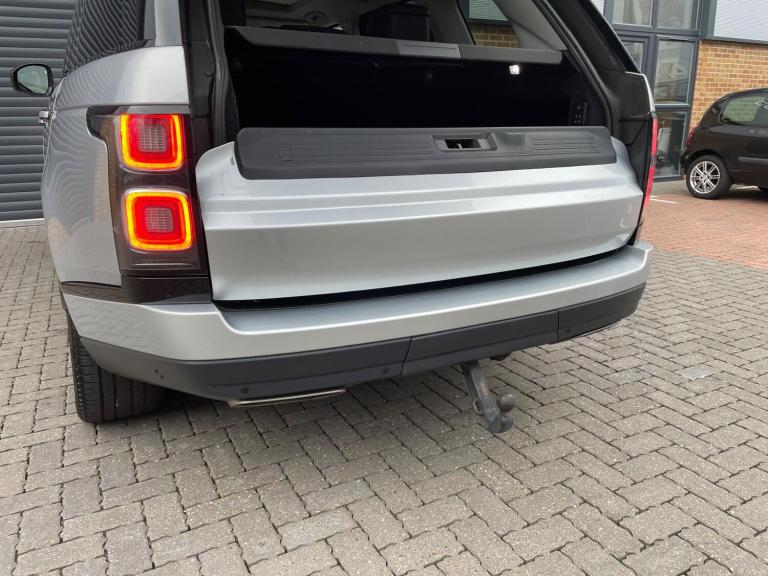 2018 Land Rover Range Rover 4.4 SDV8 Autobiography 4dr Auto ESTATE Diesel Automatic