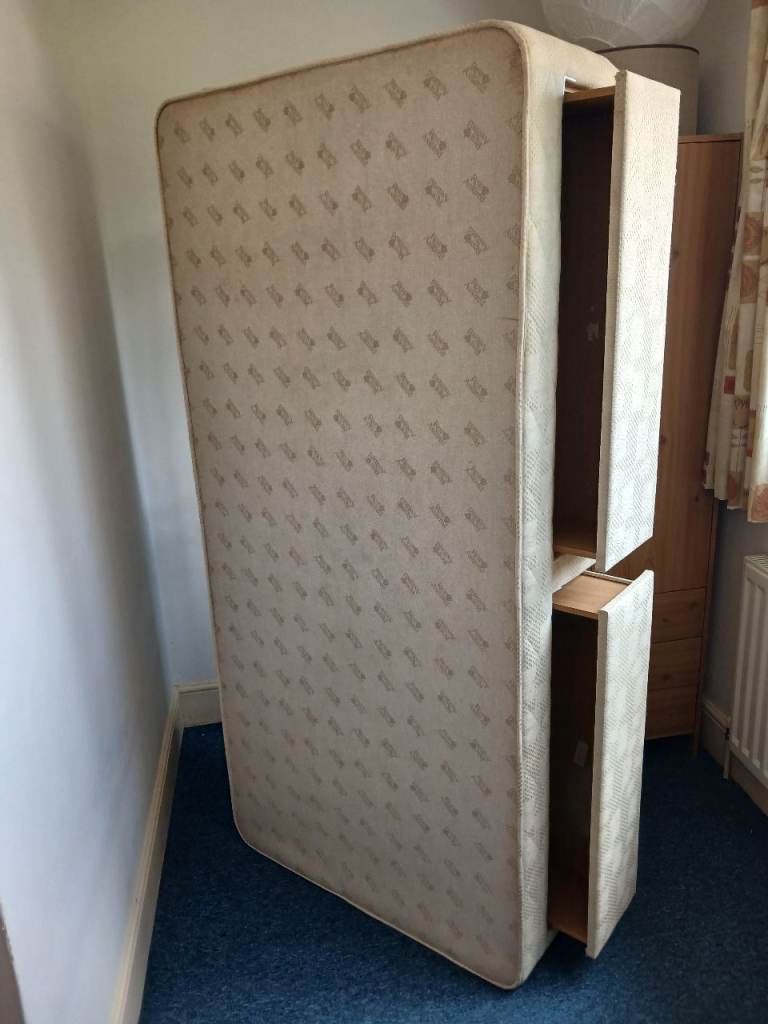 Single Divan Bed Base with Drawers – Good Condition