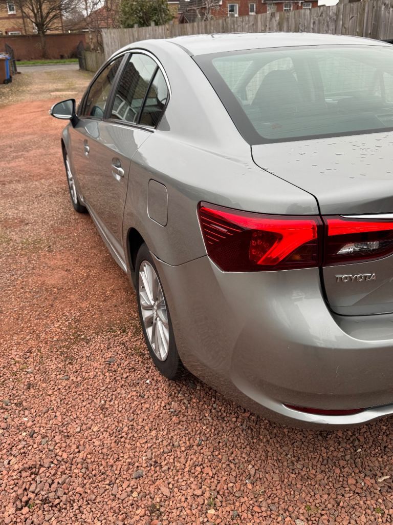 Toyota, AVENSIS, Saloon, 2016, Manual, 1598 (cc), 4 doors