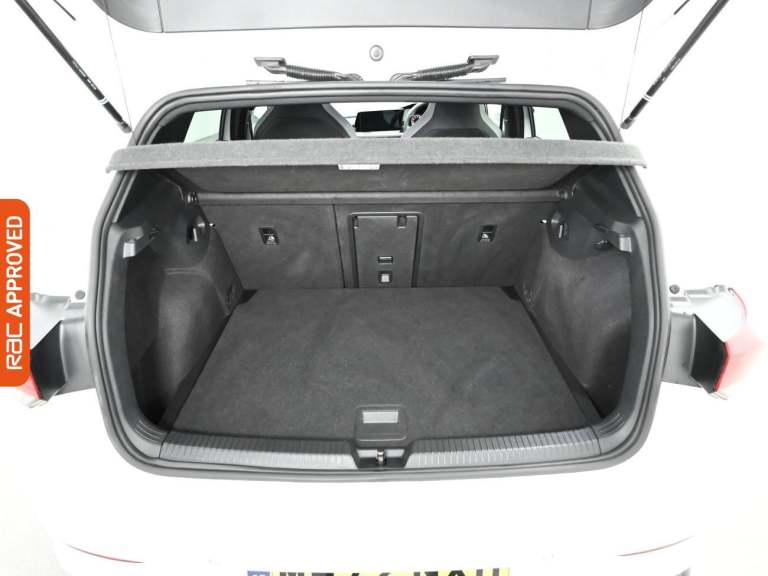 2025 Volkswagen Golf 1.5 TSI R-Line 5dr Hatchback PETROL Manual