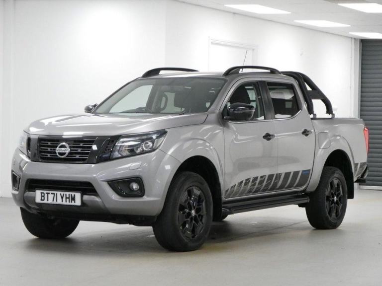 71 NISSAN NAVARA 2.3 DCI 190 BHP N-GUARD EDITION 4WD AUTOMATIC