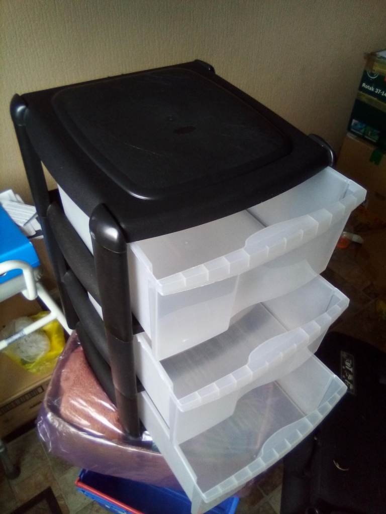 REDUCED PLASTIC 3 DRAWERS, KITCHEN ITEMS, WEIGHING SCALES, CANDLES etc