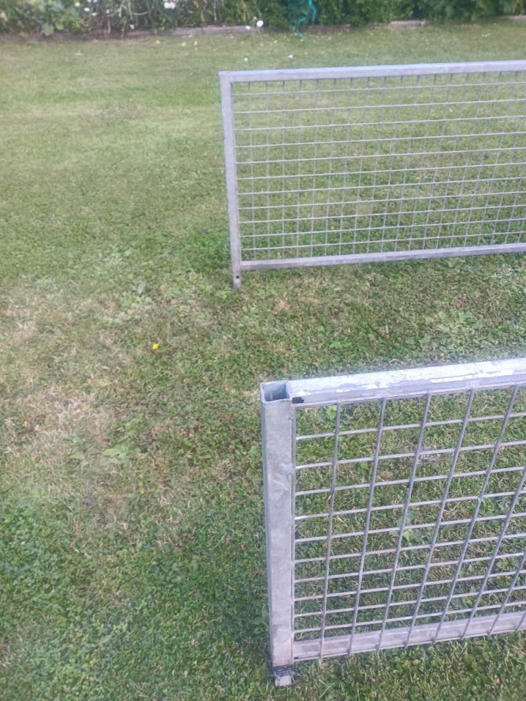 Ifor Williams p6e mesh cage