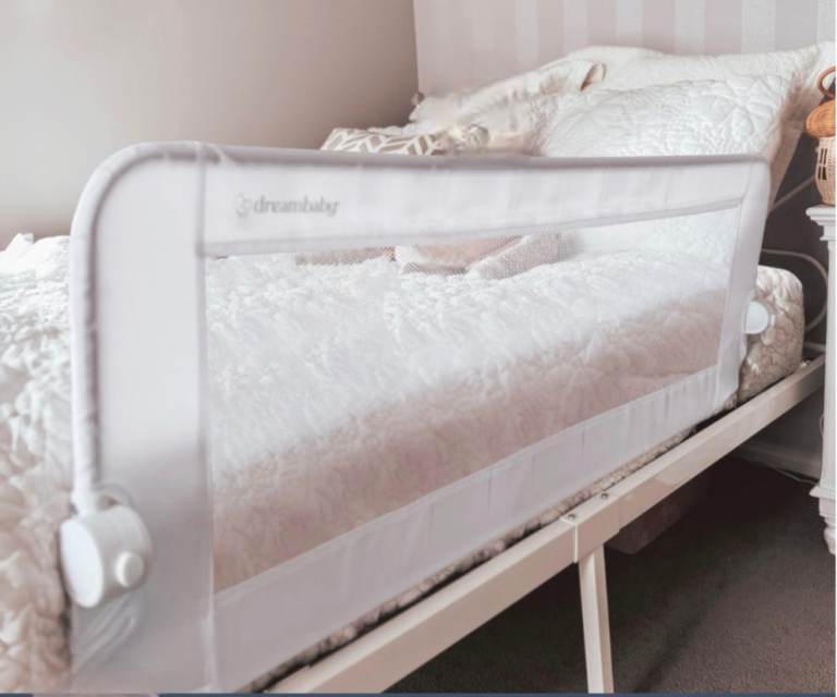 * Must go by sunday as moving* 2x Dreambaby bed guard rails £8 each 