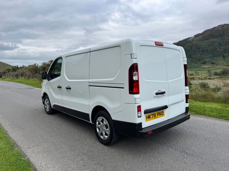 Renault, TRAFIC, 6 SEATER, Panel Van, 2023, Manual, 1997 (cc)