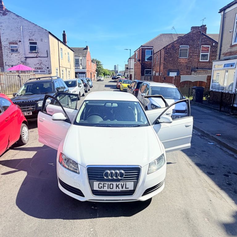 Audi, A3, Hatchback, 2010, Manual, 1595 (cc), 5 doors