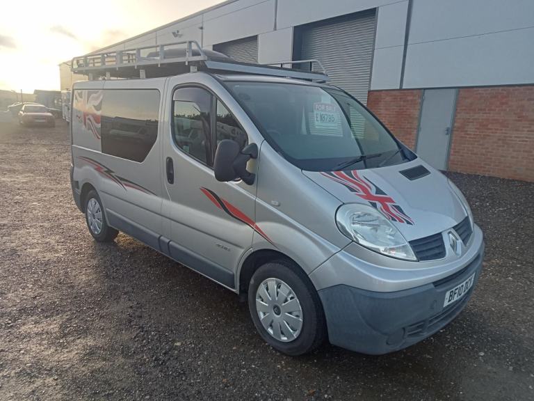 RENAULT TRAFFIC 2 BERTH CAMPER 10 PLATE 