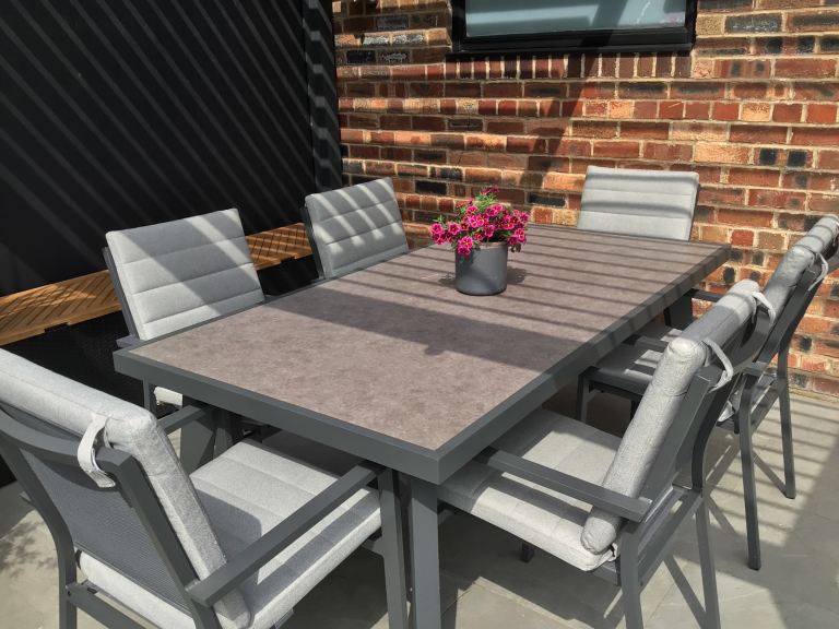 Patio Table & Six Chairs Set plus Parasol and Base