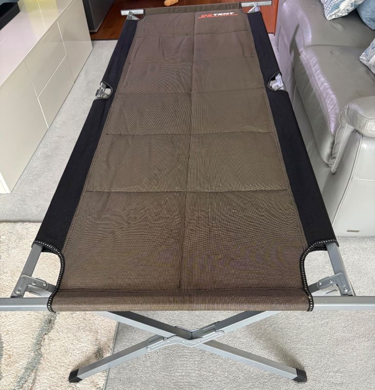 Oz Tent King Goanna camping gear