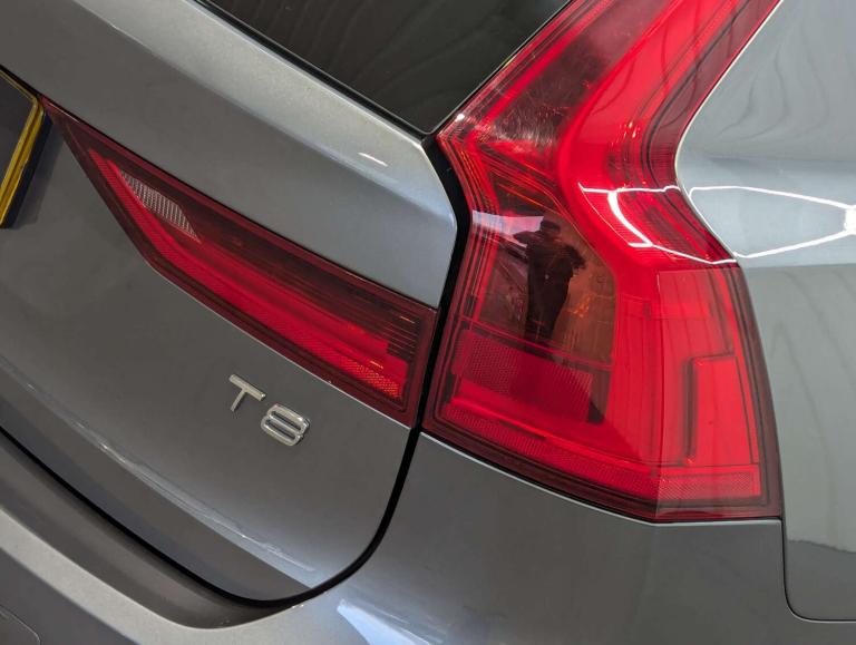 2019 Volvo V90 2.0 V90 R-Design+ T8 PHEV AWD Auto 4WD 5dr Estate Hybrid Automatic