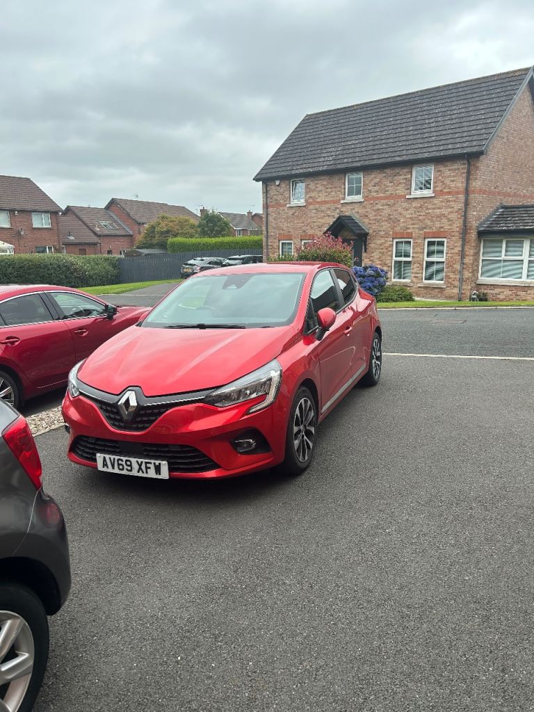 Renault, CLIO, Hatchback, 2019, Manual, 999 (cc), 5 doors