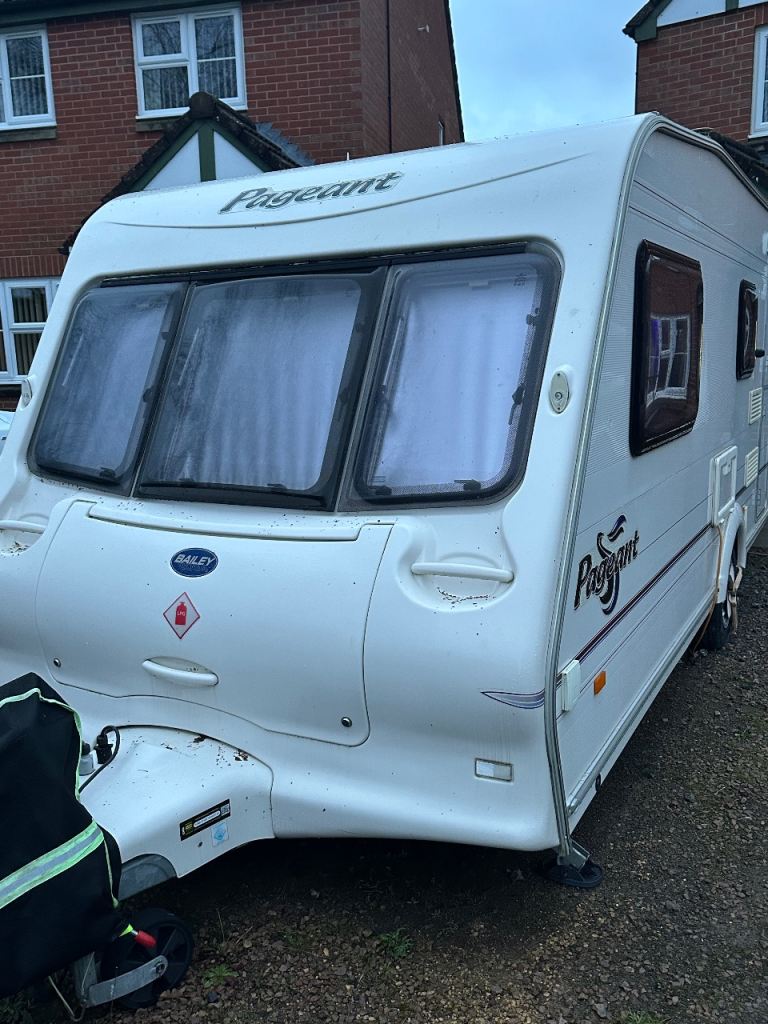 4 birth Bailey touring caravan
