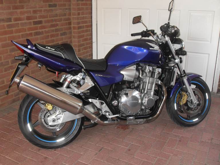 Honda CB1300 Muscle Bike 2007 Excellent Condition Low Miles .
