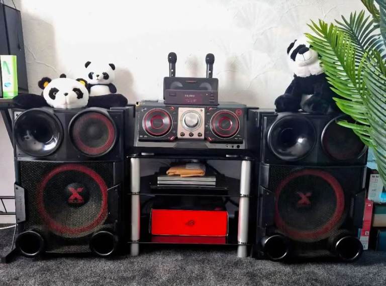 LG XBOOM CM9730