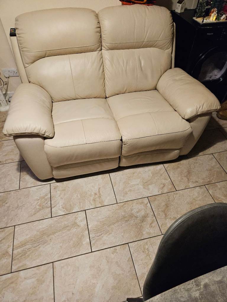 image for 2 seater recling leather sofa