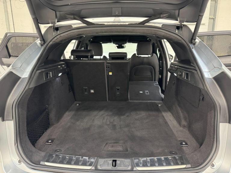 2019 Jaguar F-Pace 2.0 D180 R-Sport SUV 5dr Diesel Auto AWD Euro 6 (s/s) (180 ps) ESTATE Diesel A...