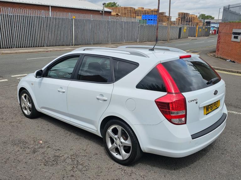 2011 Kia Ceed 1.6 CRDi 3 5dr ESTATE Diesel Manual