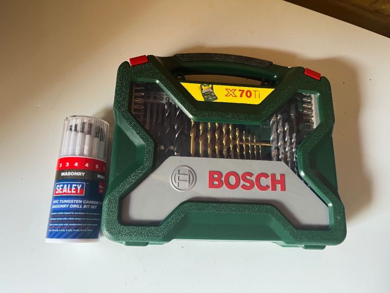 Drill bits add bit dewalt - job lot brand new Bosch & Sealey in case 