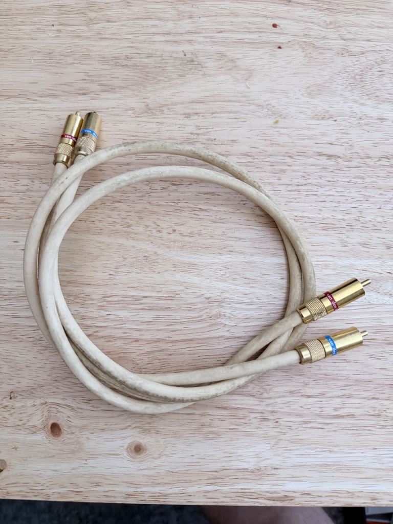 van den Hul RCA Audio Cables - Good Condition