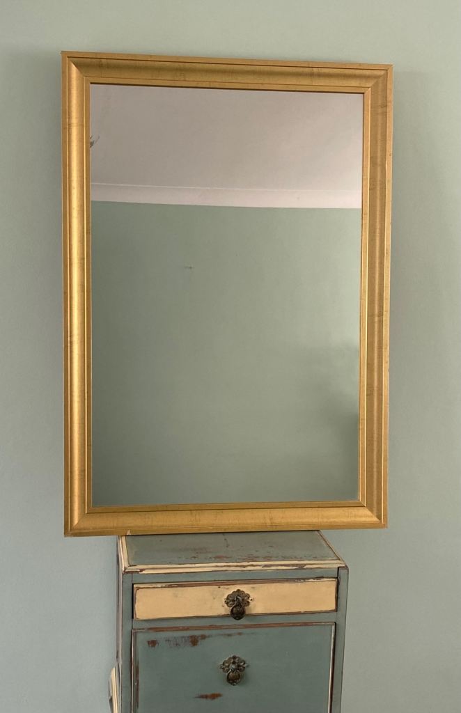 LARGE MIRROR GOLD WALL-HANGING DECOR
