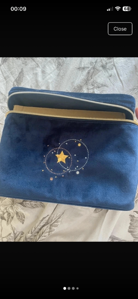 No7 The Ultimate Cosmetic Collection + Velvet Vanity Bag