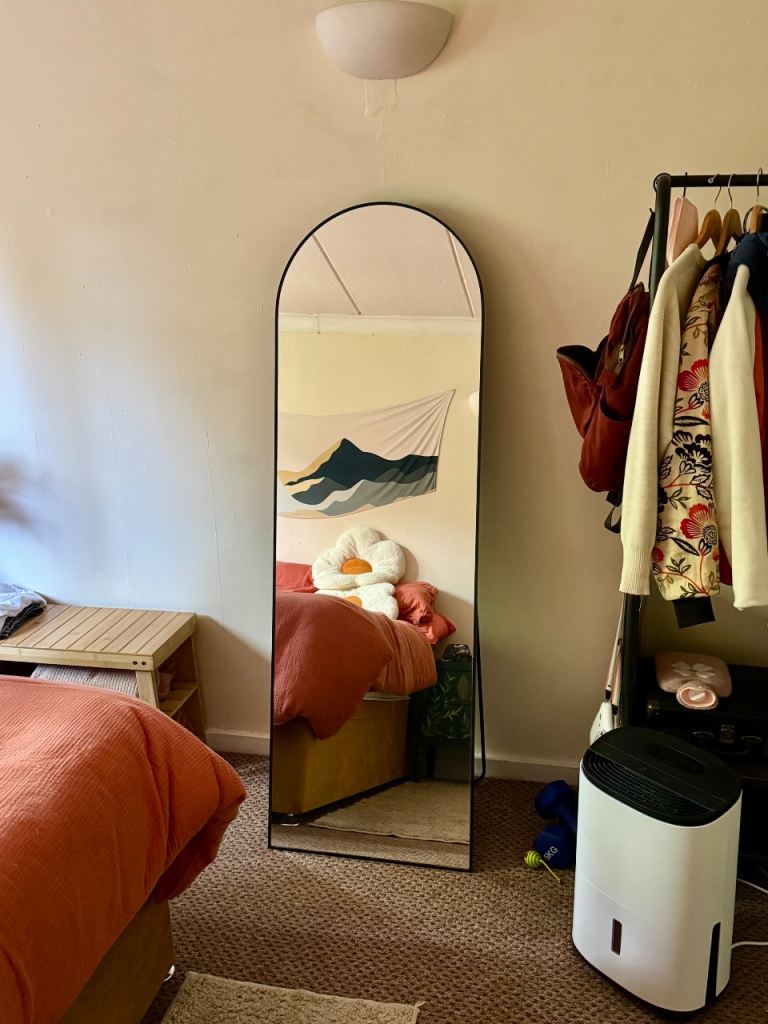 Full Length Mirror with Arched Top – Good Condition
