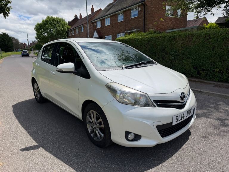 Toyota Yaris 1.3 Icon + VVT-i 5Door