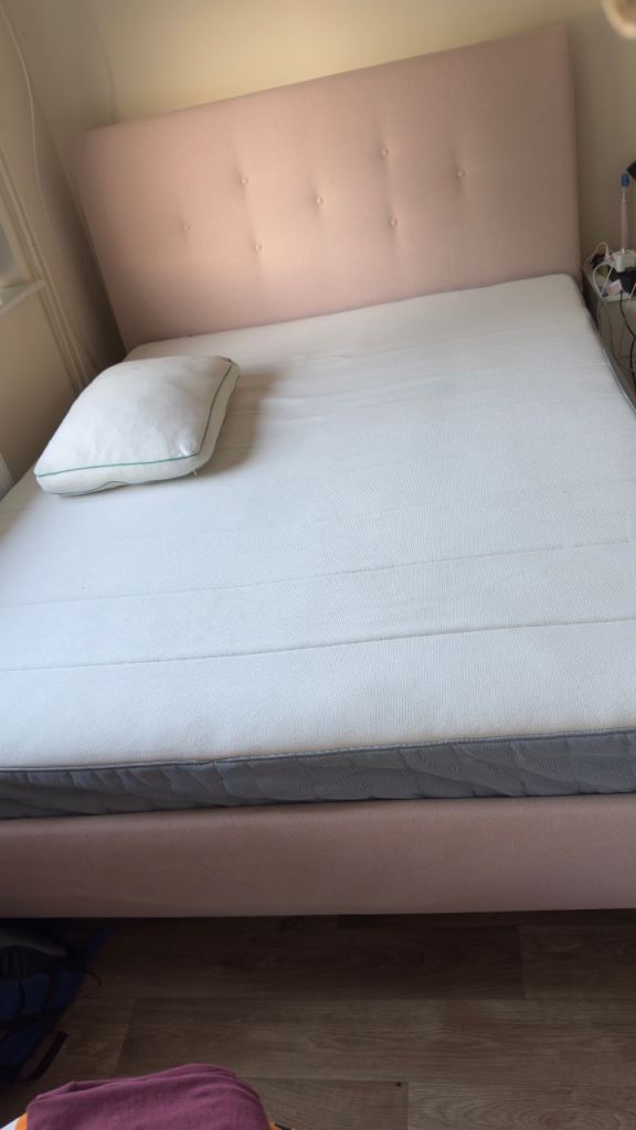 Double bed frame and mattress 