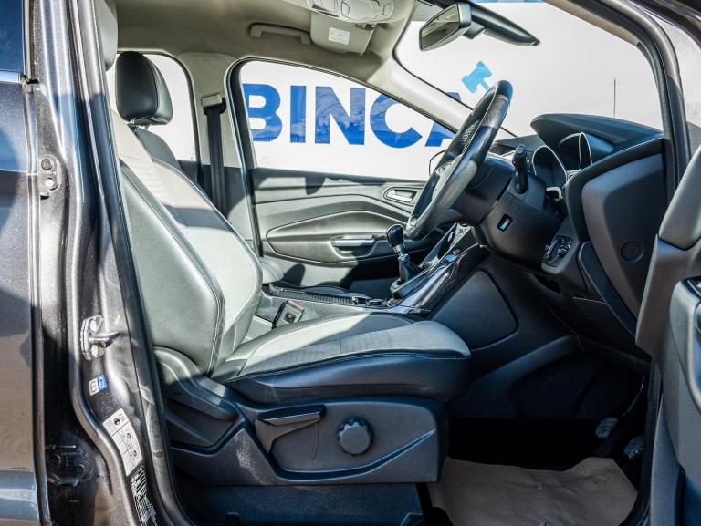 2017 Ford Kuga 2.0 TDCi Titanium Euro 6 (s/s) 5dr HATCHBACK Diesel Manual