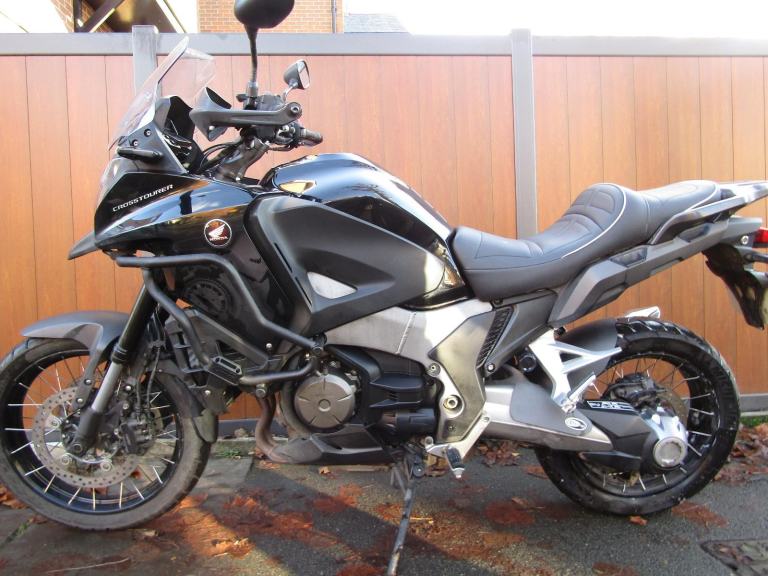 HONDA VFR 1200 DCT CROSSTOURER , 17500 MILES * BARGINE PRICE* MOT ONE YEAR *