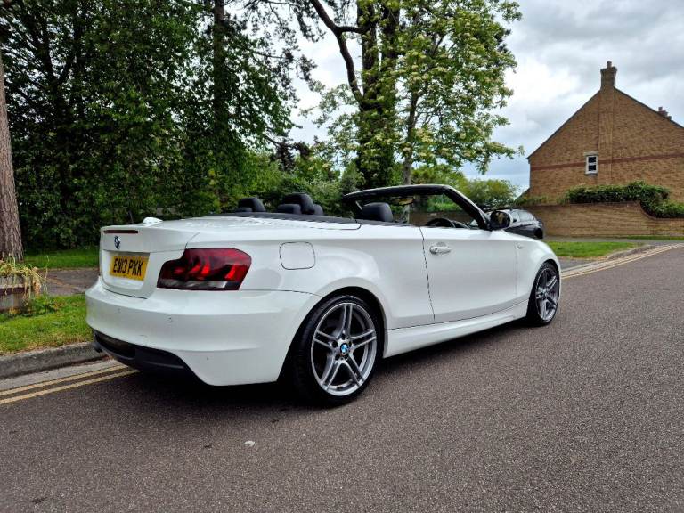 BMW 1 SERIES E88 Sport Plus M 2.0d