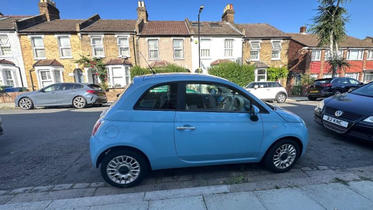 Fiat, 500, Hatchback, 2010, Manual, 875 (cc), 3 doors