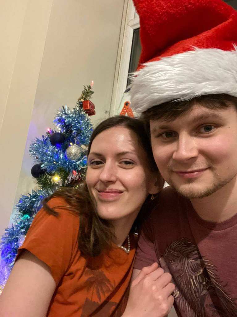 Hampshire / Portsmouth: Reliable Couple seeking Studio/1-Bed. Council Support & No Arrears.